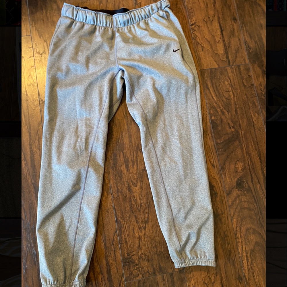Nike thermafit sweat pants grey